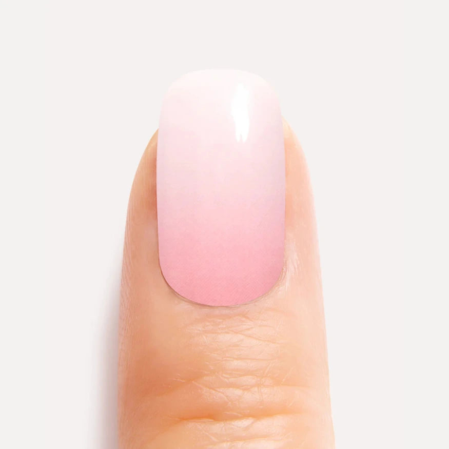 Ongle En Gel Babyboomer Rose Pâle Close Up