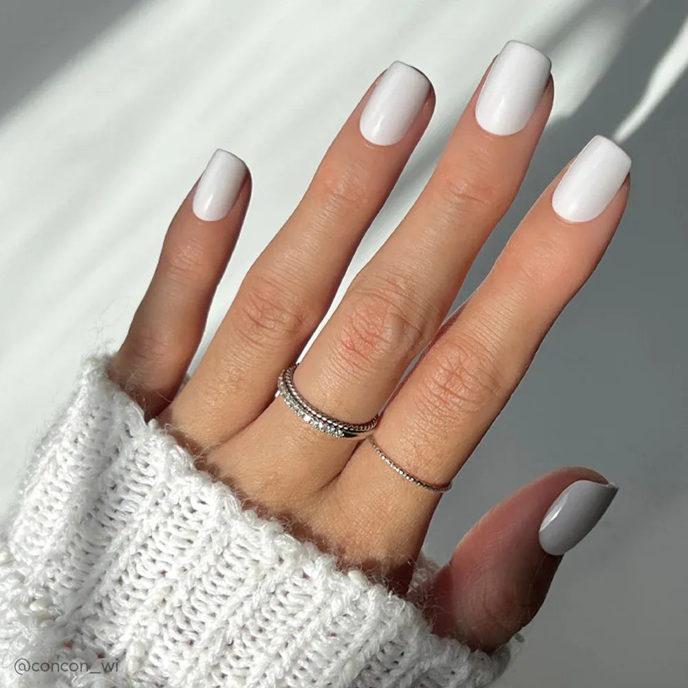 ongles en gel blanc naturel